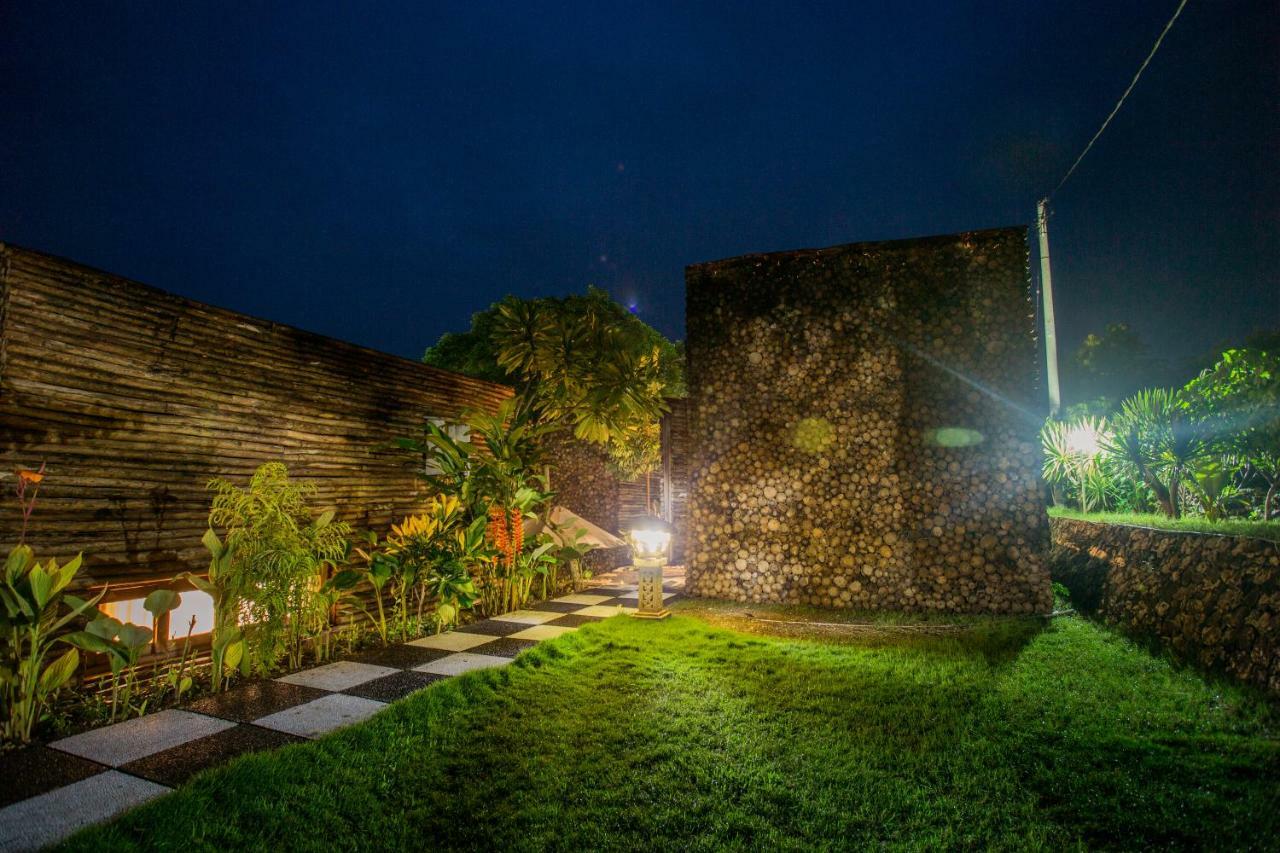 Kabeh Jati Garden Villa & Restaurant Tanglad Extérieur photo